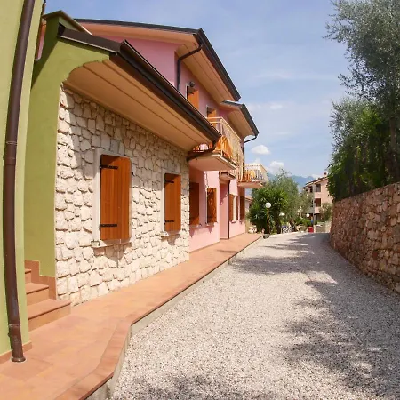 Lägenhet Locazione Turistica Casa Maria-2 By Interhome *